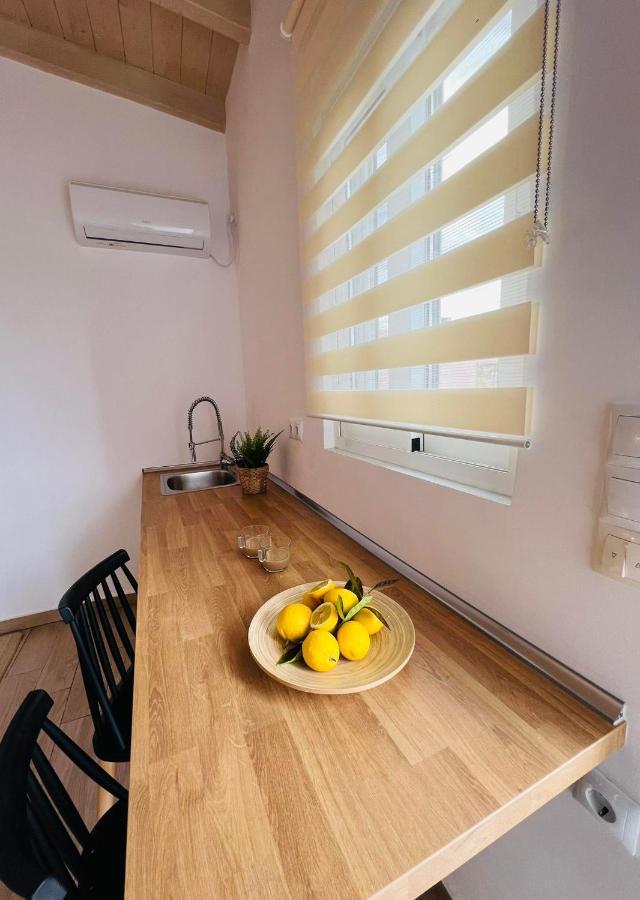 Abuelo Apartment Артеміда Екстер'єр фото